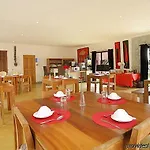 Domaine Le Milos Hotel 3*