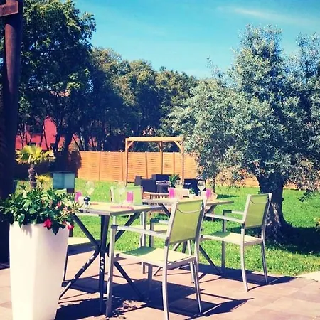 Domaine Le Milos 3* Castries