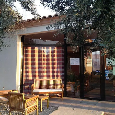 Domaine Le Milos Отель