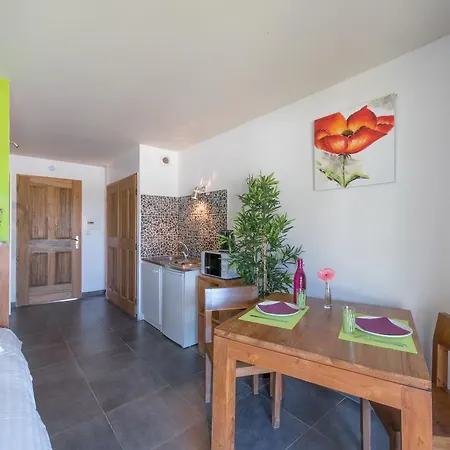 Domaine Le Milos Hotel