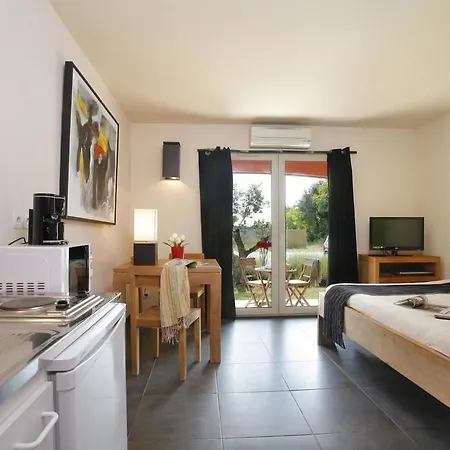 Hotel Domaine Le Milos 3*
