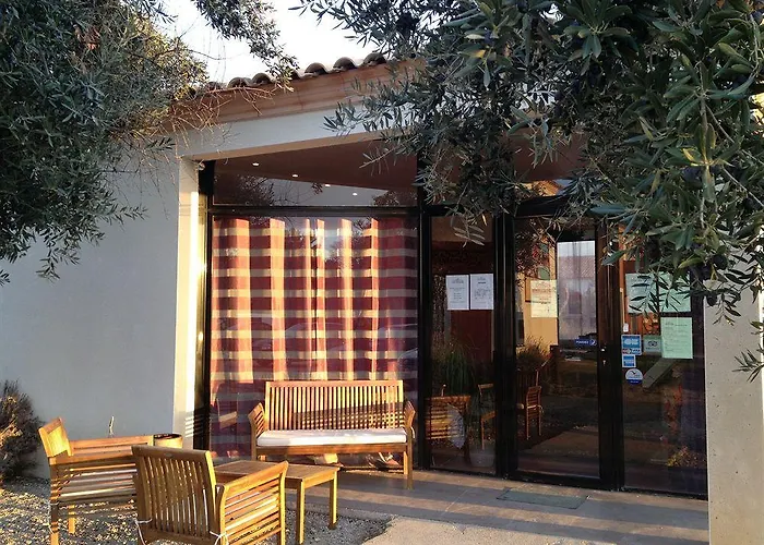 Domaine Le Milos Отель
